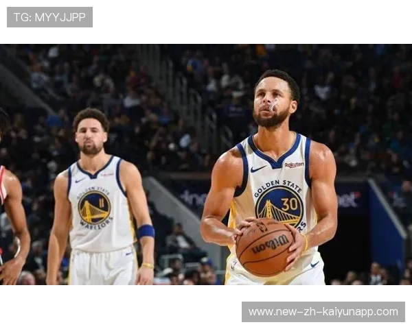 勇士连战连捷库里连中三分，勇士库里三分破纪录