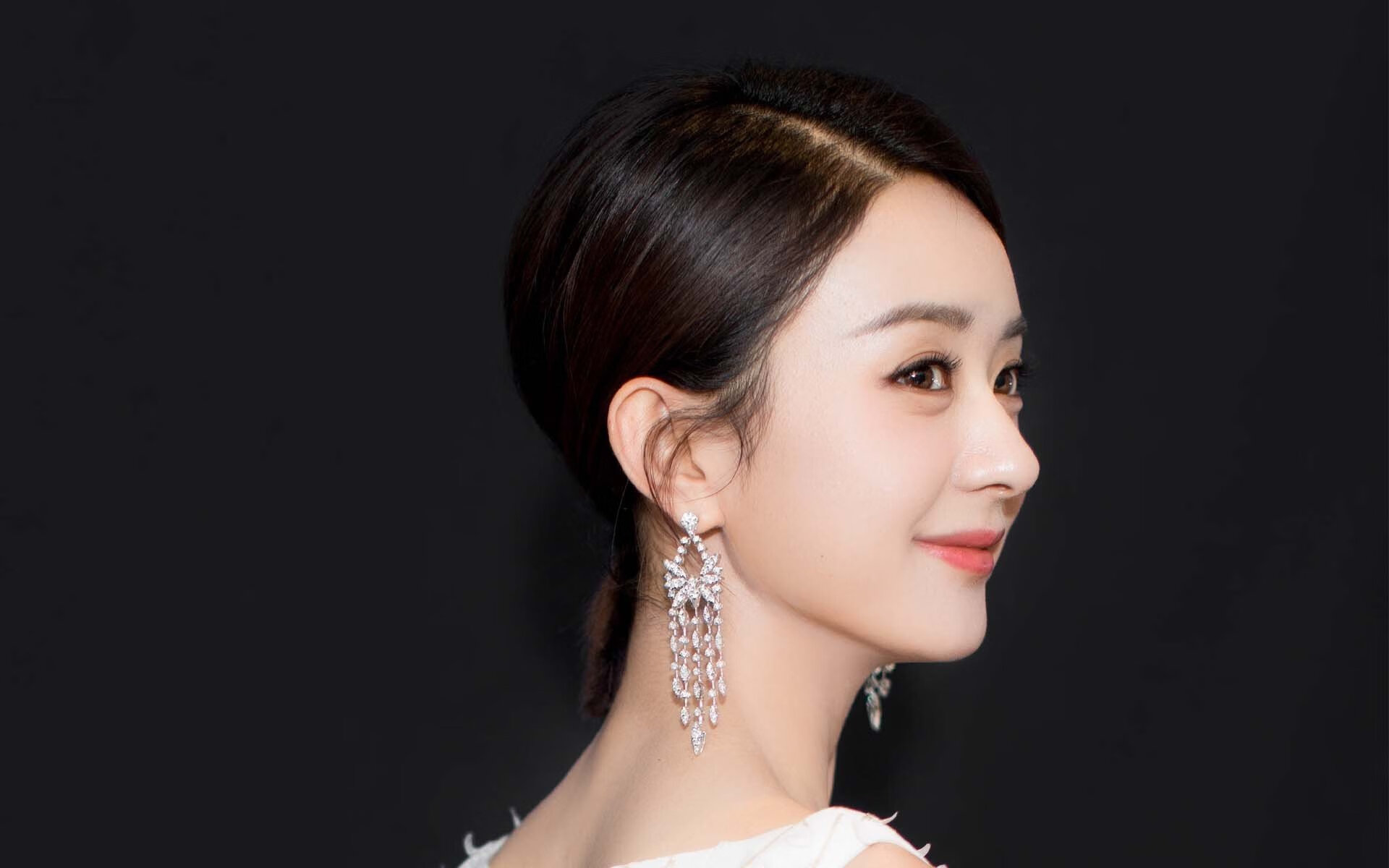 KAIYUNAPP-职业联赛标准化管理存在执行难题